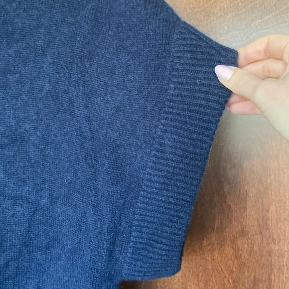 100% Cashmere Worn once Dress Medium - Picture 3 of 6